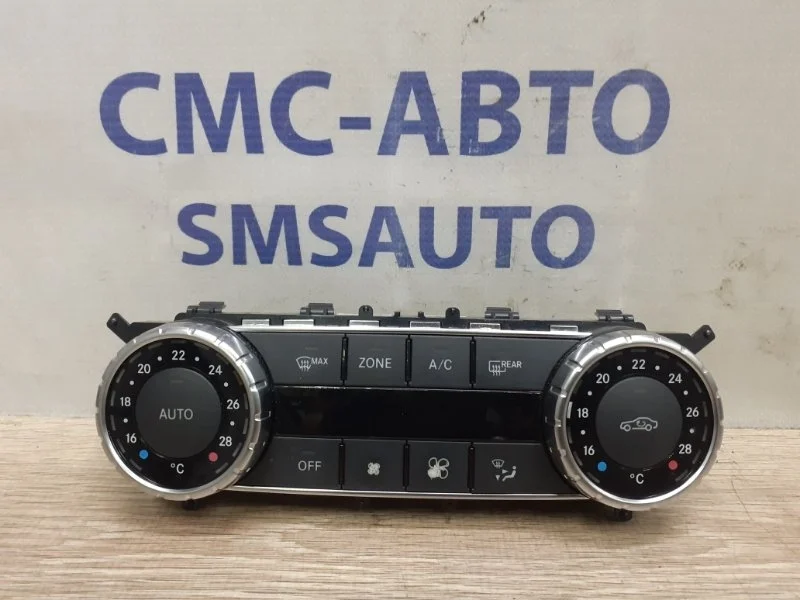 Блок управления климатом Mercedes-Benz C-Class A2049003803 W204