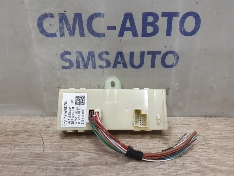 Блок управления крышкой багажника Mercedes-Benz ML A1669003708 W166 2.2D