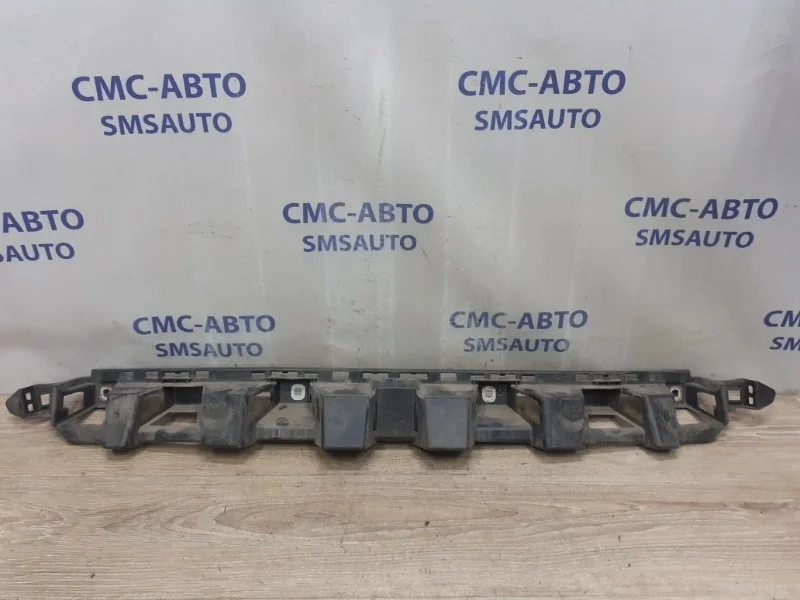 Кронштейн бампера Mercedes-Benz ML A1668850165 W166 2.2D, задний