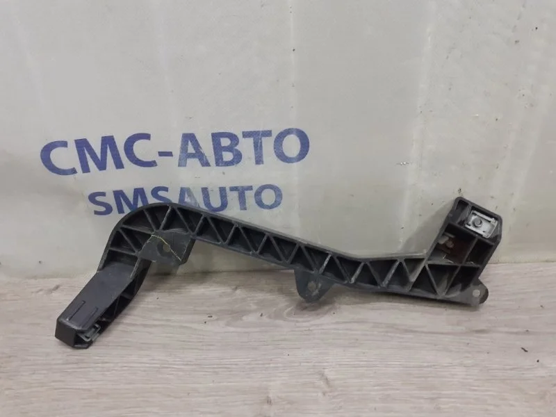 Кронштейн радиатора Mercedes-Benz ML A1666263631 W166 3.0TD, левый