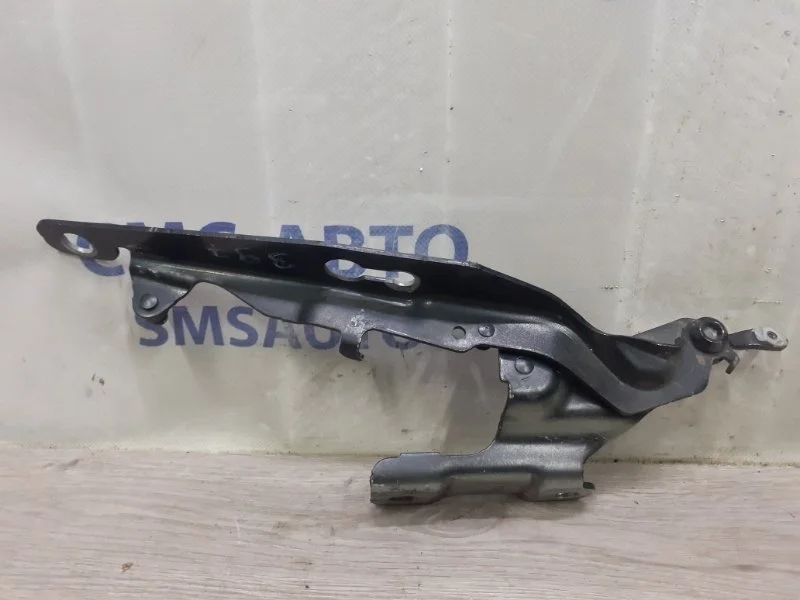 Петля капота Volvo XC60 31385815 ХС60, правая