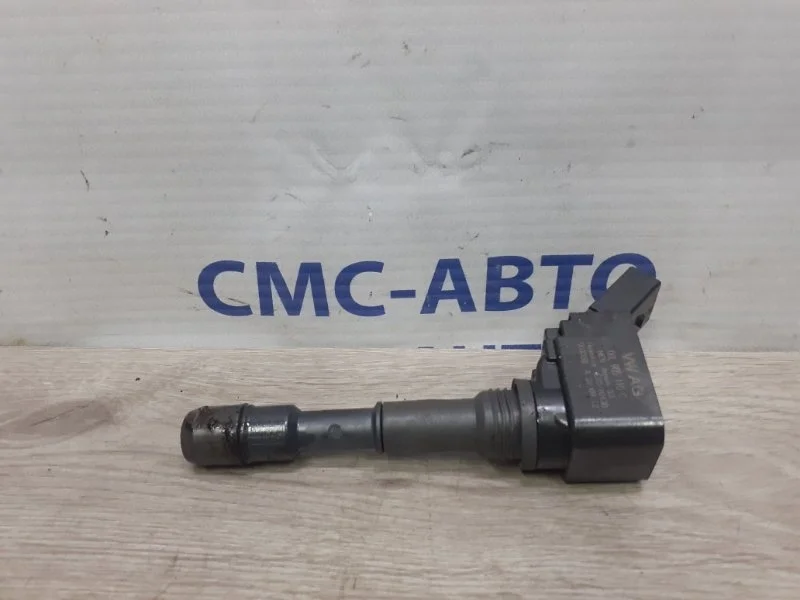 Катушка зажигания Audi Q5 2013-2016 06L905110C 8R