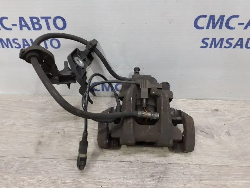 Суппорт Mercedes-Benz ML A1644235398 W164, задний правый