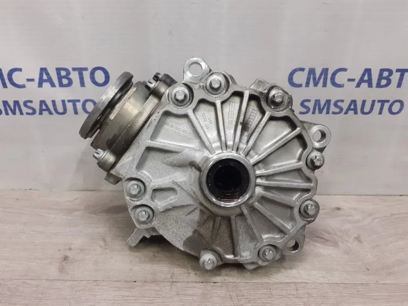 Редуктор передний Mercedes-Benz GLK A2213301102 X204 3.0