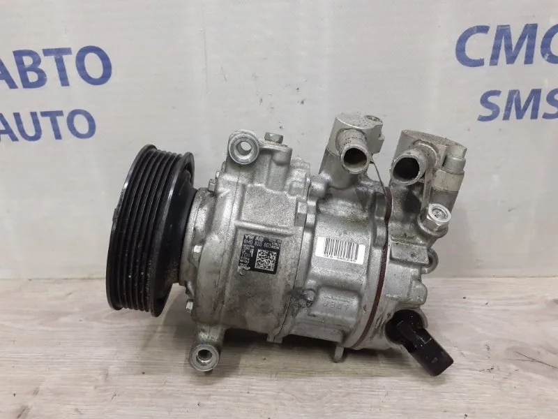 Компрессор кондиционера Audi A6 2014-2018 4M0820803 C7 2.0T CYP