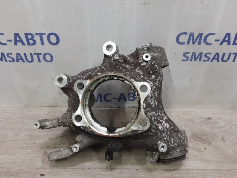 Кулак поворотный Audi A8 2013 4H0505432D D4 4.0 CEU, задний правый