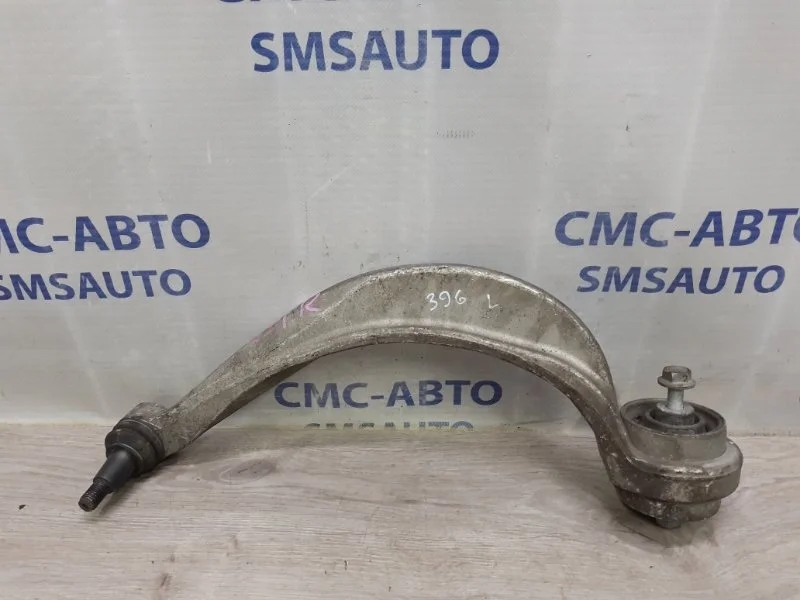 Рычаг нижний Audi A8 2013 4H0407694F D4 4.0 CEU, передний правый