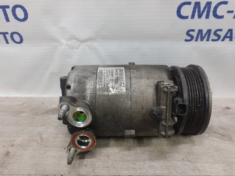 Компрессор кондиционера Volvo XC60 31393051 ХС60