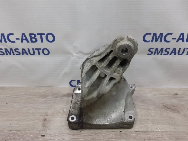 Кронштейн ДВС Mercedes-Benz GLK A6512231304 X204 2.2D, левый