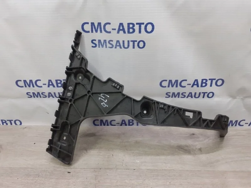 Кронштейн бампера Audi Q5 2014 8R0807454C 8R 2.0T, задний правый