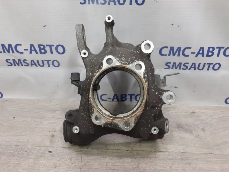 Кулак поворотный Audi A8 2012 4H0505432D D4 3.0 CGW, задний правый