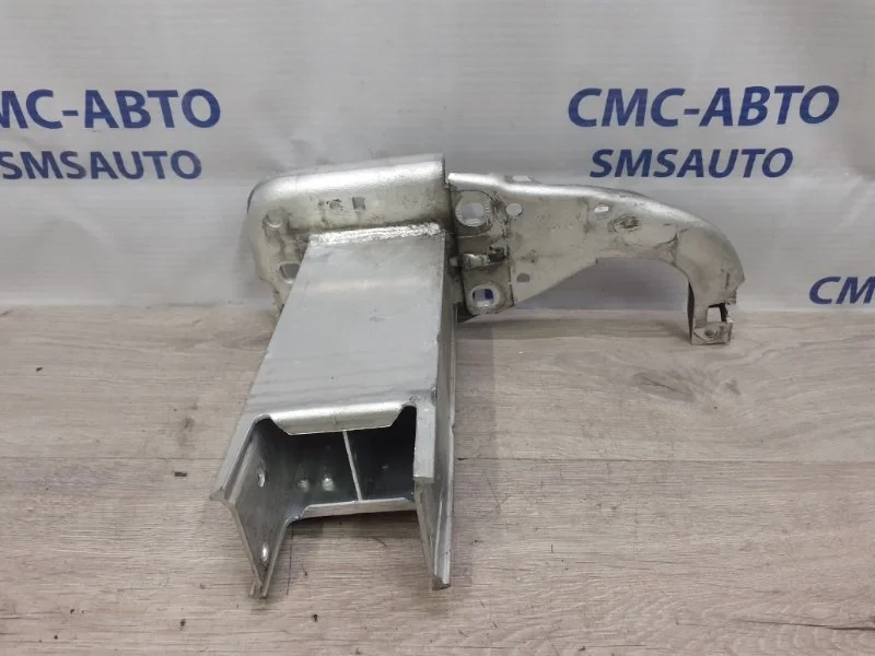 Кронштейн усилителя бампера Audi A7 4G0807134F C7 3.0 CGW, передний правый