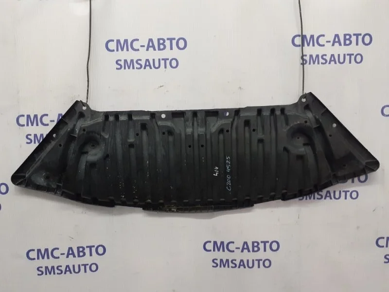 Пыльник бампера Mercedes-Benz C-Class A2045200723 C204 1.8T