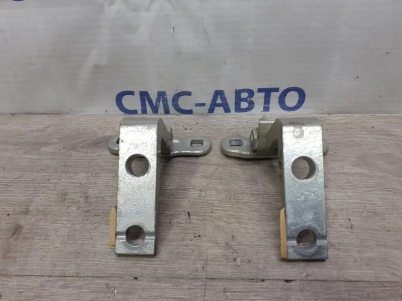 Петля двери Volvo XC90 2014-2023 31424592 XC90 2.0 B4204T23, передняя правая