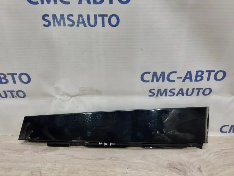 Накладка двери вертикальная Volvo XC90 2014-2023 31688694 XC90 2.0 B4204T23, задняя правая