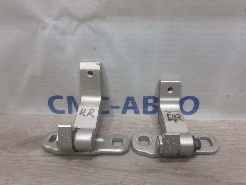 Петля двери Volvo XC90 2014-2023 31424592 XC90 2.0 B4204T23, задняя правая