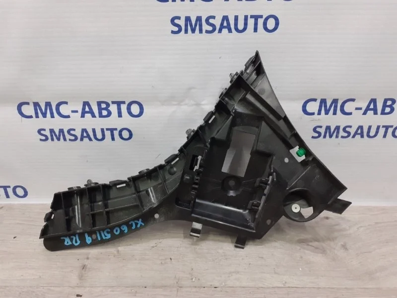 Кронштейн бампера Volvo XC60 31323764 ХС60 3.0, задний правый