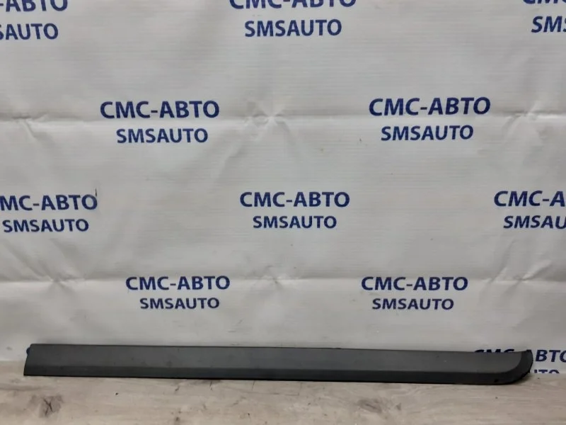 Молдинг двери Volvo XC90 2007-2014 30698452 XC90 3.2, передний правый