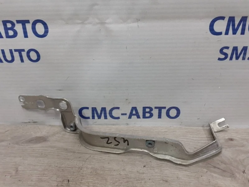 Кронштейн крыла Audi A6 2015 4G0807591B C7 2.0T CYP, передний левый