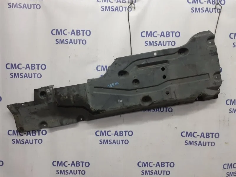 Защита днища Mercedes-Benz ML A1666808707 W166 3.0TD, правая