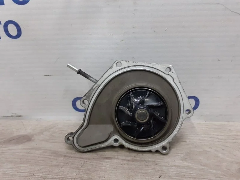 Помпа системы охлаждения Audi A7 2012 06E121016C C7 3.0 CGW