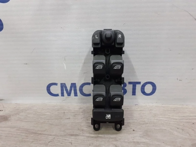Блок управления стеклоподъемниками Volvo XC70 2008-2012 31295114 ХС70 3.0, передний левый