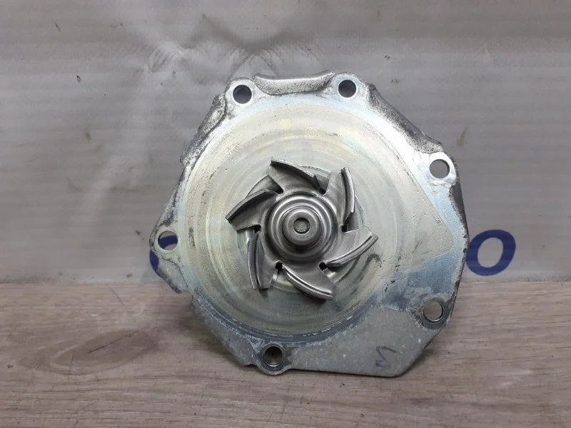 Помпа системы охлаждения Volvo XC90 2007-2014 31219000 XC90 3.2