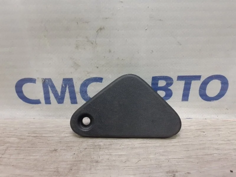 Кронштейн радиатора Volvo XC60 30723367 ХС60 2.0, правый