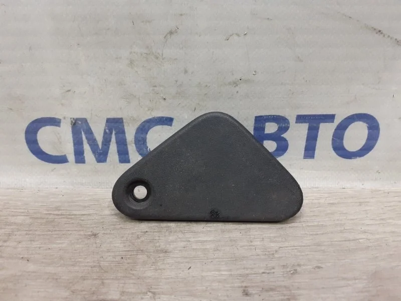 Кронштейн радиатора Volvo XC60 30723367 XC60 2.0, правый