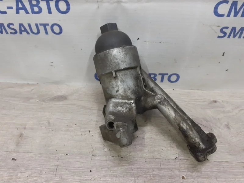 Корпус масляного фильтра Audi A6 Allroad 2006-2009 079115401AA C6 4.2