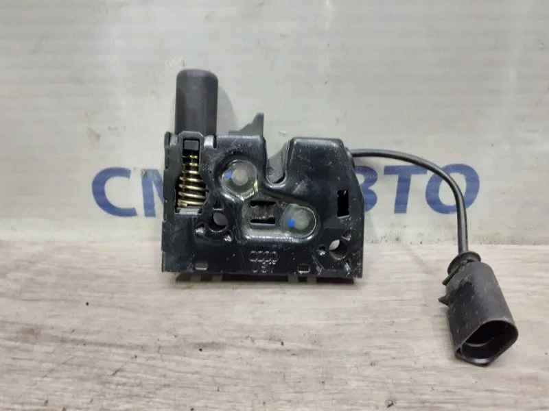 Замок капота с датчиком Audi A8 2011 4H0823509C D4 4.2 CDR