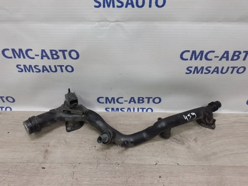 Трубка системы охлаждения Audi A7 2012 06E121045AK C7 3.0 CGW