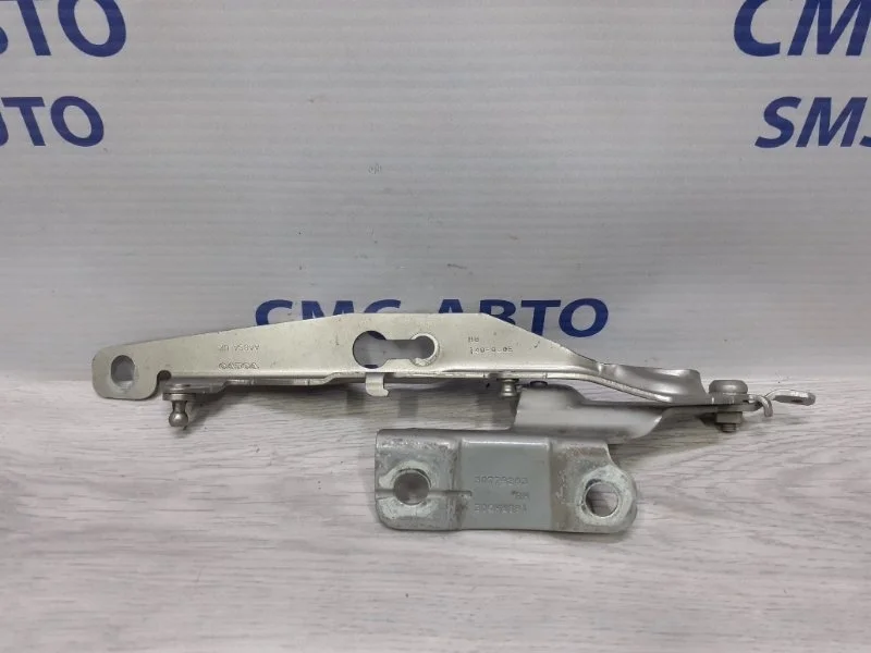 Петля капота Volvo XC60 2011 31385815 ХС60 2.0, правая
