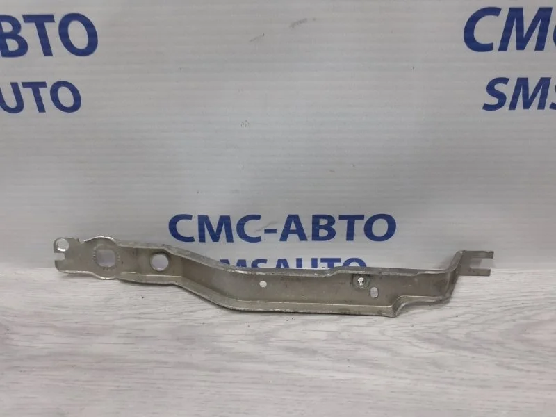 Кронштейн крыла Audi A6 2015 4G0807591B C7 2.0T CYP, передний левый