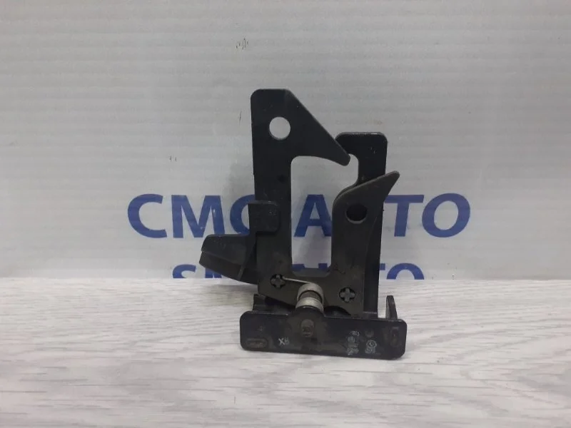 Крюк капота Mercedes-Benz ML A2048800064 W166 3.0TD