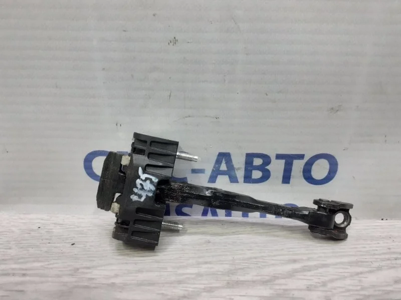 Ограничитель двери Volvo XC70 2011 31217753 ХС70 3.0, передний