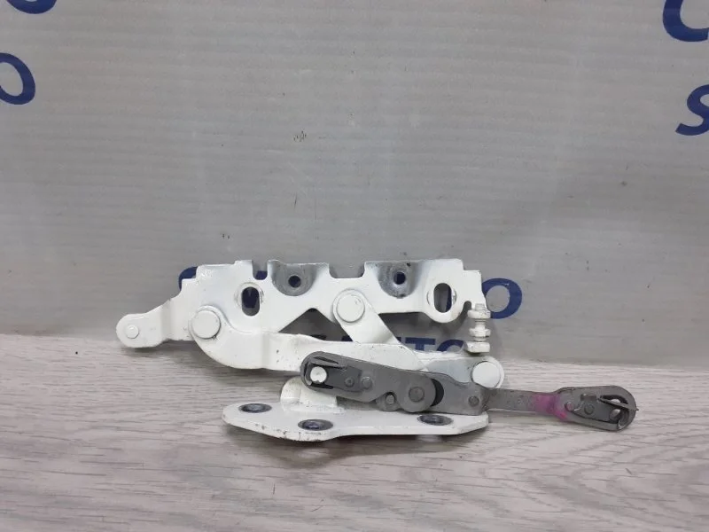 Петля капота Mercedes-Benz E-Class A2048800128 W212 2.0 T, левая