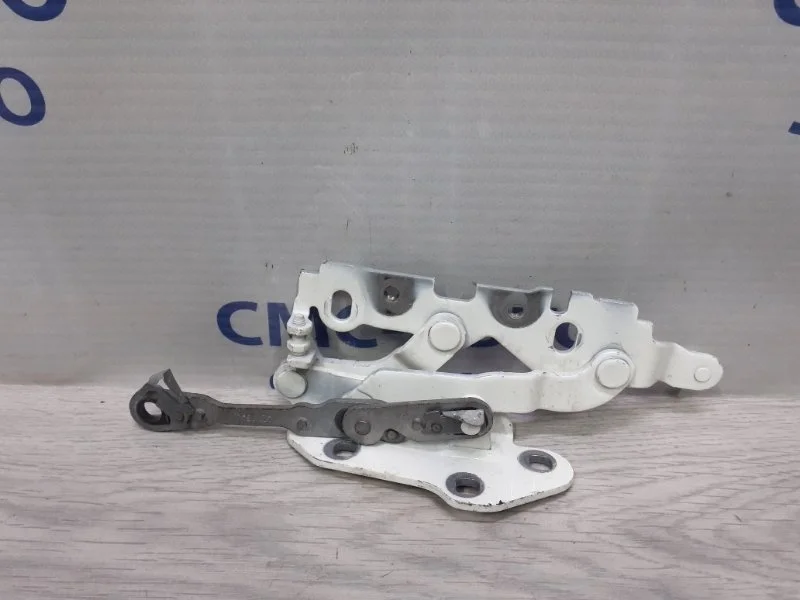 Петля капота Mercedes-Benz E-Class A2048800228 W212 2.0 T, правая
