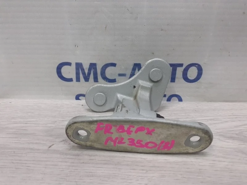 Петля двери верхняя Mercedes-Benz ML A1667200237 W166 3.0TD, передняя правая