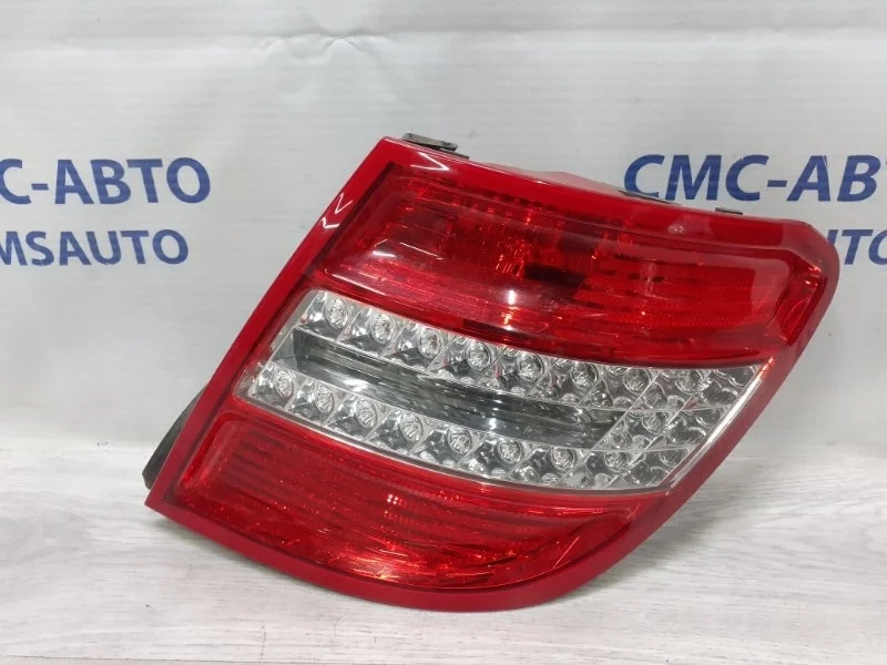 Фонарь Mercedes-Benz C-Class A2049069602 W204, задний правый