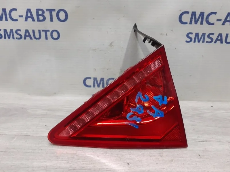 Фонарь крышки багажника Audi A7 2012 4G8945094 C7 3.0 CGW, правый