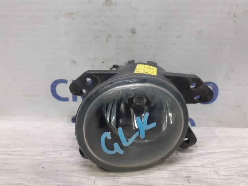 Фара противотуманная Mercedes-Benz GLK A2518200856 X204 3.0, передняя правая