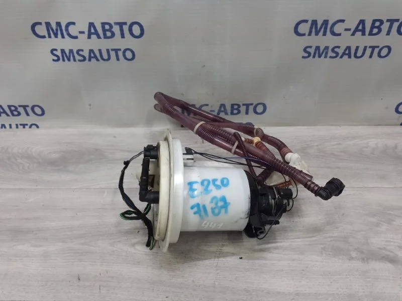 Насос топливный Mercedes-Benz E-Class A2184700994 W212 2.0T, левый