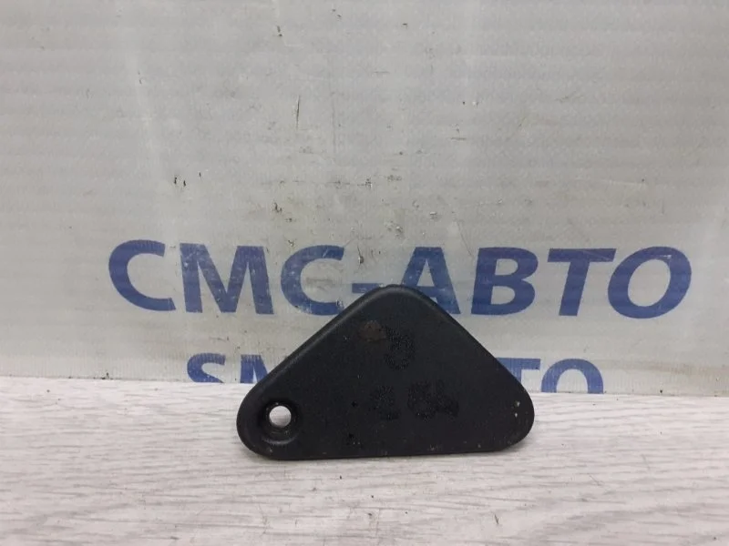 Кронштейн радиатора Volvo XC70 2008 30723367 ХС70 3.2, правый