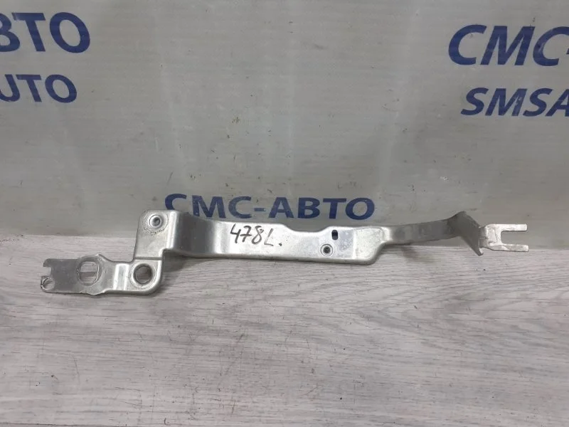 Кронштейн крыла Audi A6 Allroad 2013 4G0807591B C7 3.0 CGW, передний левый