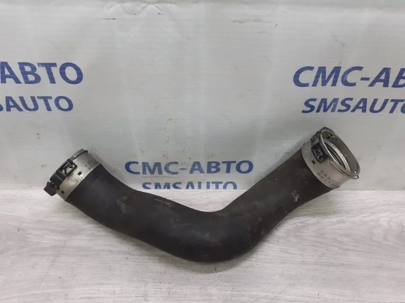 Патрубок интеркулера Mercedes-Benz E-Class 2013 A2045284582 W212, левый