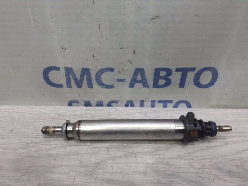 Форсунка топливная Mercedes-Benz ML A2780700687 W166 3.5