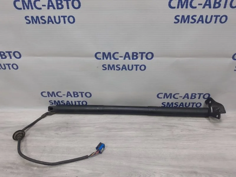 Амортизатор багажника Mercedes-Benz ML A1668900430 W166 3.5, правый