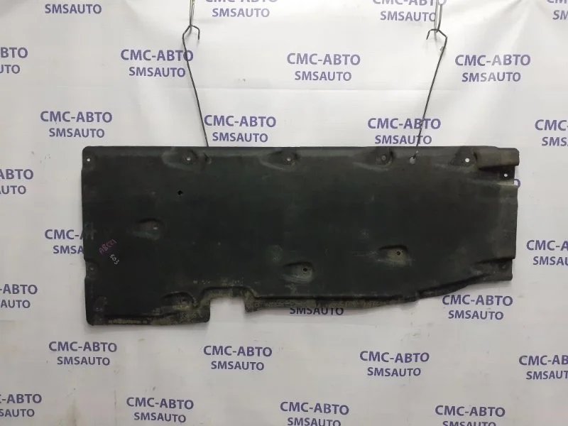 Защита днища Audi A8 2014 4H0825206E D4 3.0 CRE, правая