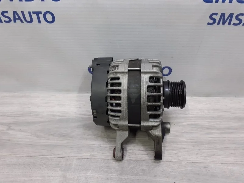 Генератор Mercedes-Benz E-Class 2013 A0009060922 W212